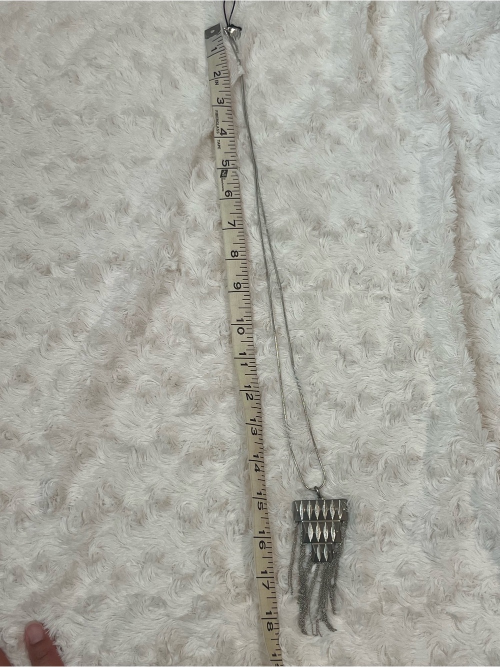 House of Harlow 1960 Silver-Tone Pyramid Fringe Pendant Necklace - Picture 6 of 6